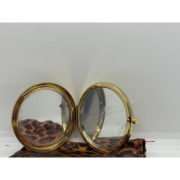 Vintage Avon pocket mirror with pouch - Picture 3 of 3